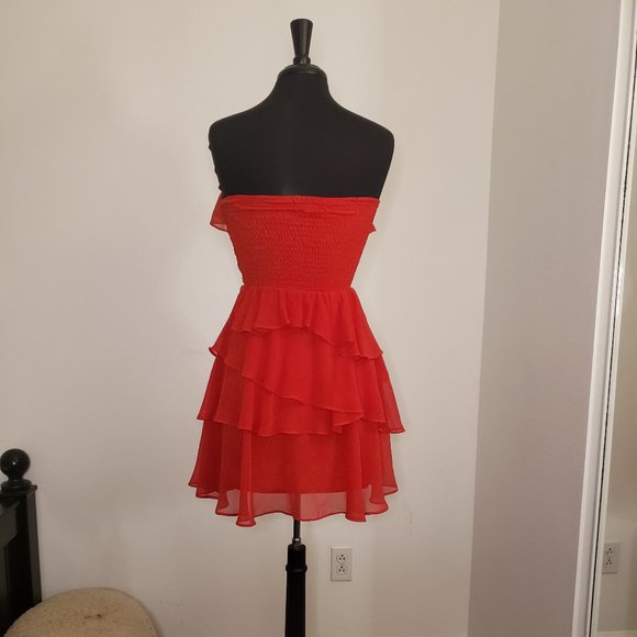 Red Strapless Ruffle Cocktail Dress - Picture 4 of 5